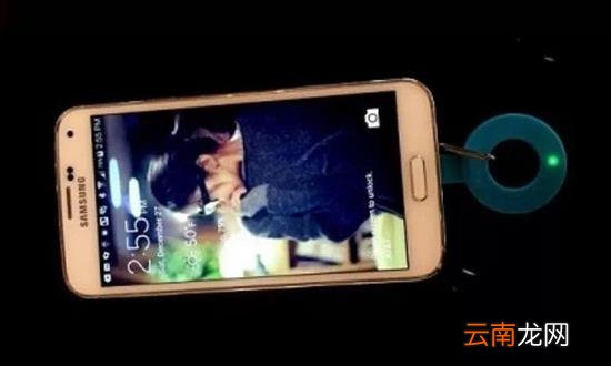 星巴克无线充电怎么用 星巴克无线充电使用方法