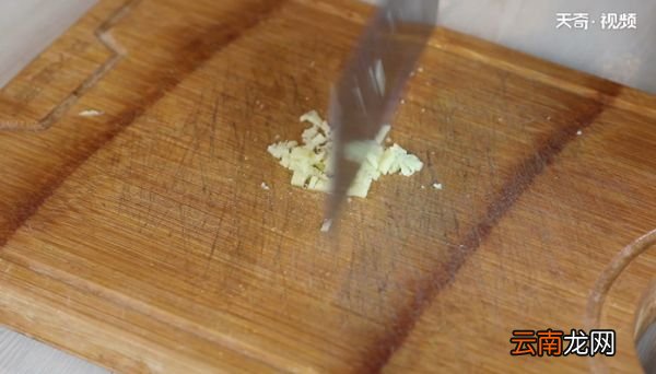菠菜馅的饺子怎么调馅 怎么做菠菜饺子馅
