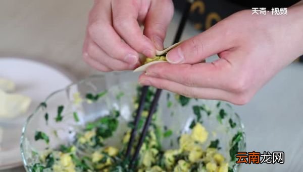菠菜馅的饺子怎么调馅 怎么做菠菜饺子馅