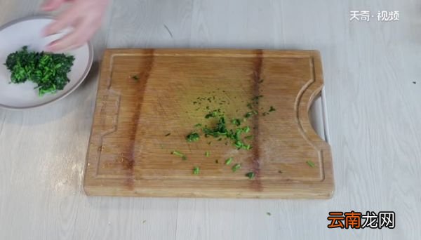 菠菜馅的饺子怎么调馅 怎么做菠菜饺子馅