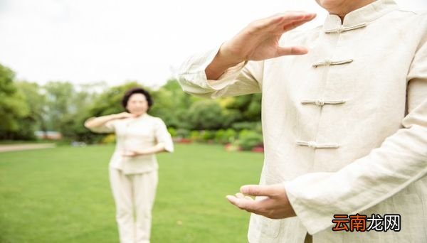 丹田的位置 丹田在哪里