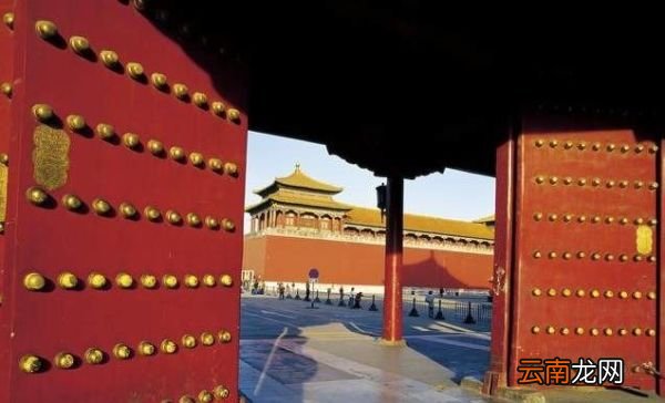故宫为什么许多宫殿没有门槛?