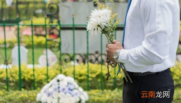 梦见死人复活 梦见死人复活有什么意思