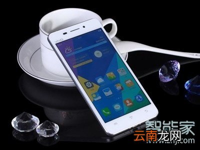 手机美图秀秀怎么换照片底色