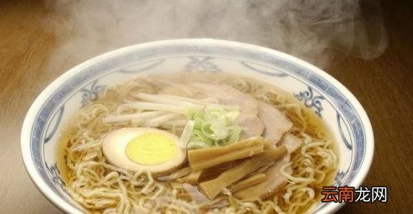 夏至就要吃面，凉面、热面、炸酱面这样吃巨爽