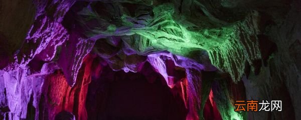 记金华的双龙洞重点写了什么 记金华的双龙洞重点写了哪两部分