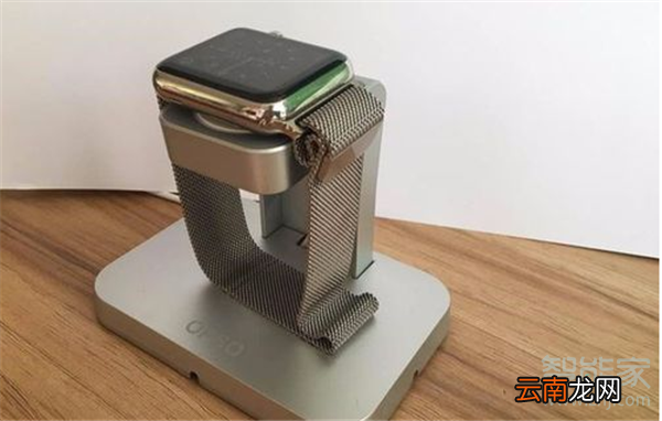 Apple Watch Series 5怎么充电