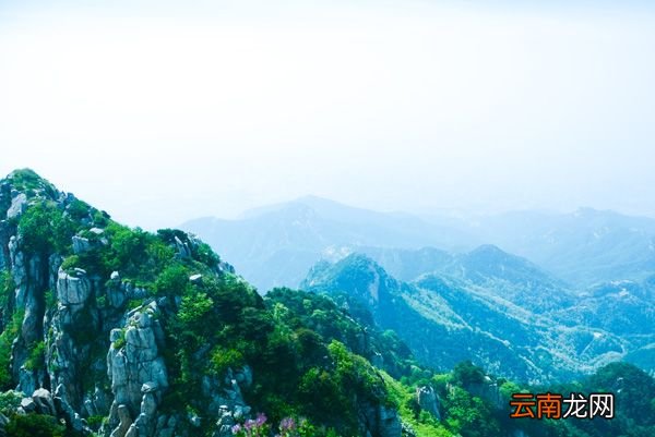 一览众山小出自哪首诗 一览众山小这首诗是谁写的