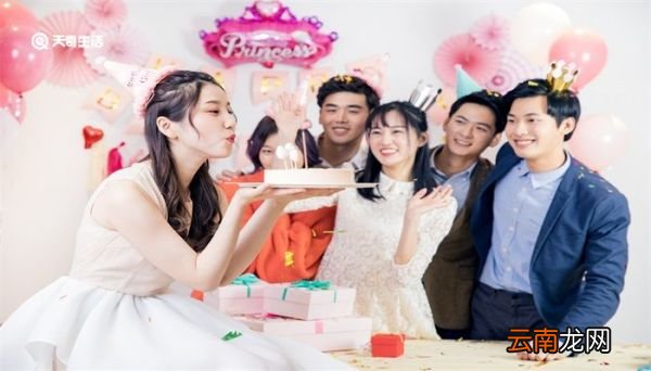 祝朋友生日快乐的句子 祝生日快乐的句子