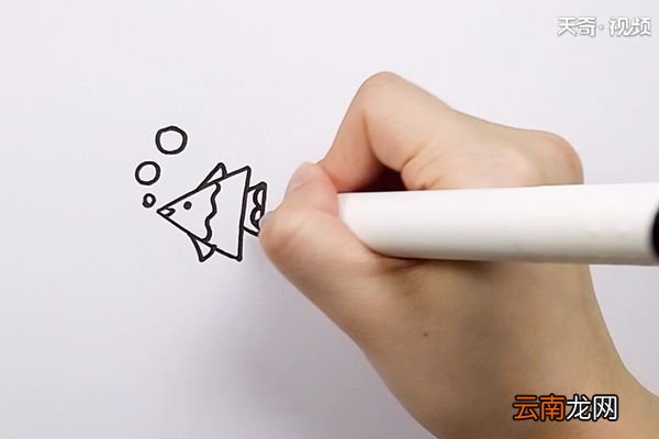 三角形动物简笔画