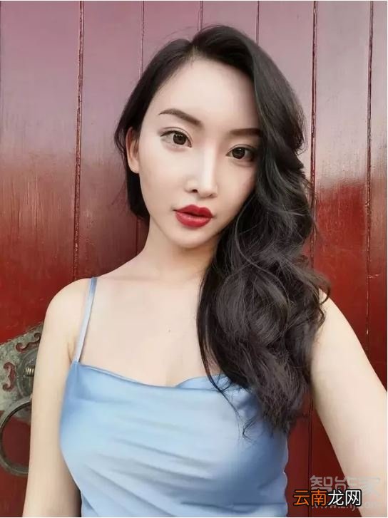 华为mate30pro前置摄像头能自动对焦吗