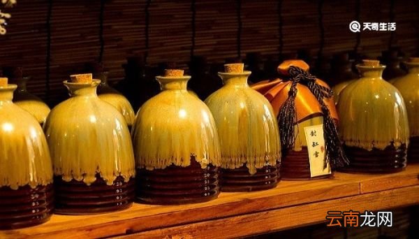 举酒相属,各为诗以寄所思翻译 举酒相属 属什么意思