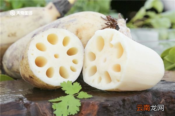 莲藕鸭汤的功效与作用 莲藕鸭汤的功效