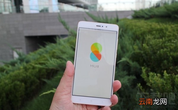 小米5s/Plus怎么装卡/插卡?小米5s SIM卡安装教程