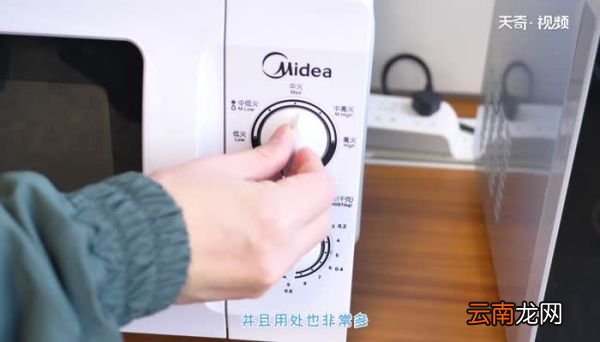 微波炉里能放什么容器 哪些容器能放微波炉