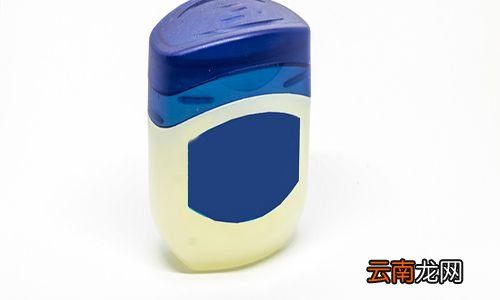 去除皮鞋褶皱的窍门 皮鞋褶皱可以如何消除