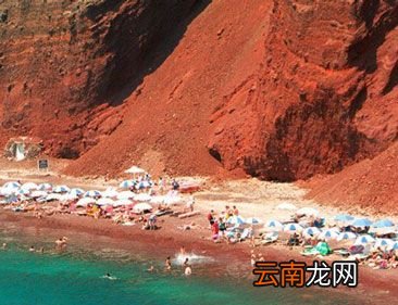 世界上有红色的沙滩吗？