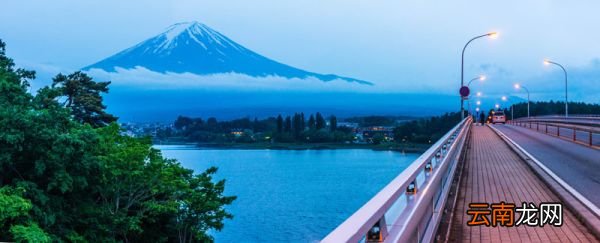 日本位于什么火山地震带