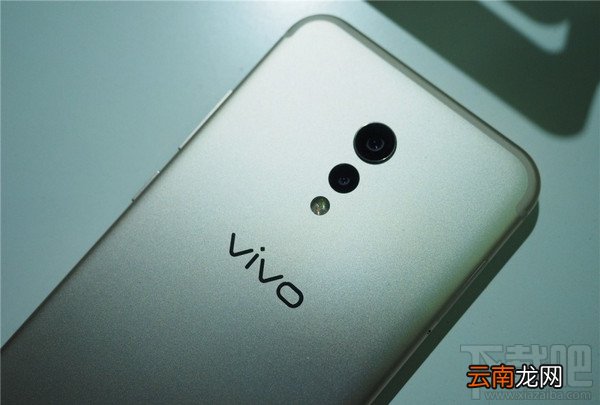 vivo xplay6多少钱？vivo xplay6配置参数介绍