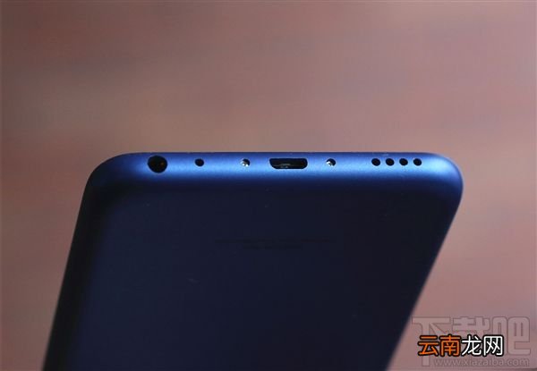 魅蓝5宝石蓝好看吗?魅蓝5宝石蓝真机图赏