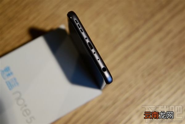 魅蓝Note5有什么颜色？魅蓝Note5黑色和白色图赏