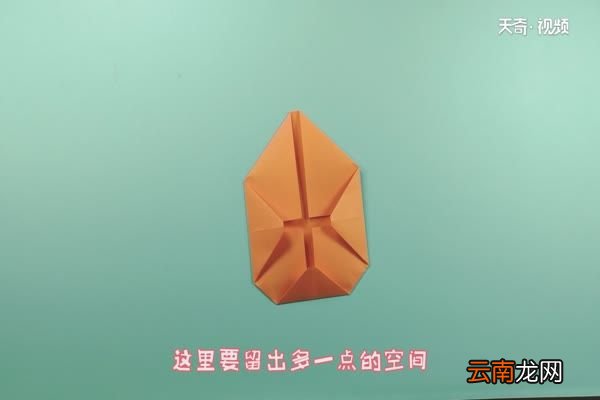 十字架墓碑的折法 十字架墓碑怎么折好看