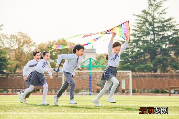 孩子有社交恐惧症怎么办 怎么摆脱社交恐惧症