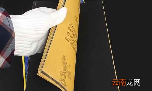 接发遗留的胶水怎么办 接发的胶如何快速去除