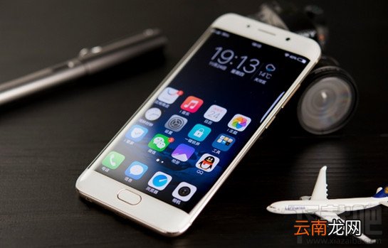 华为荣耀Magic未来手机怎么样？荣耀Magic和vivo Xplay6哪个好