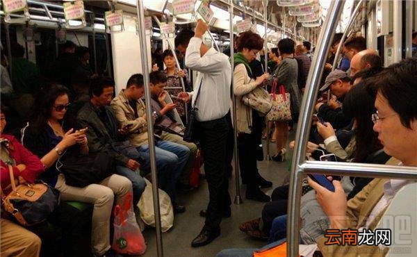 对普通用户来讲 一部手机到底能用多少年？