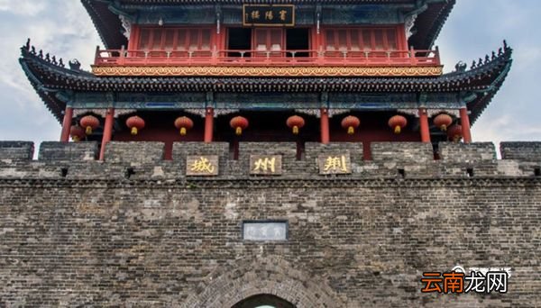三国演义是我国第一部什么小说 三国演义是什么体裁的小说