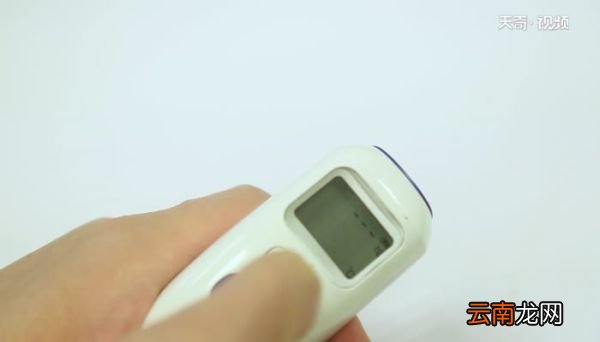 电子体温计不准怎么调 电子体温计的使用方法