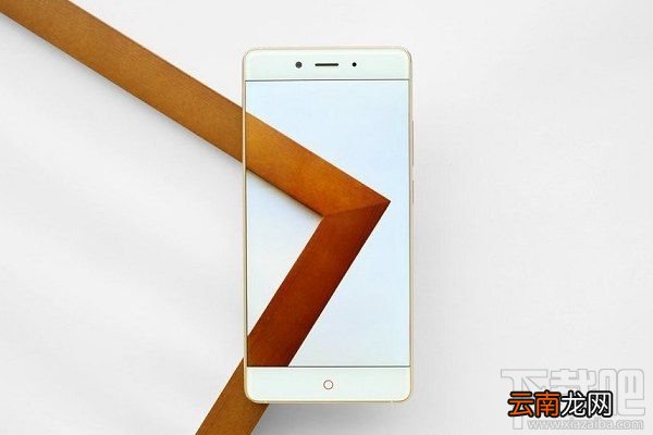 努比亚nubia Z11白金版和黑金版区别是什么？