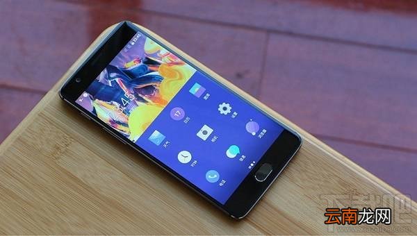 联想ZUK Edge和一加3T哪个好？一加手机3T与联想ZUK Edge对比