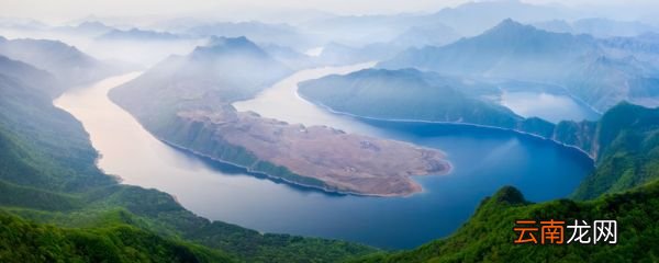 泊岳阳城下翻译及赏析 泊岳阳楼下杜甫翻译