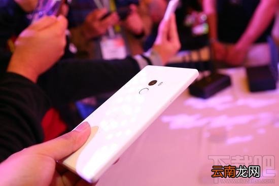 小米mix白色版怎么样？小米mix白色版配置参数介绍