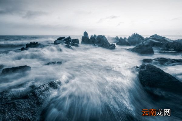 刘禹锡浪淘沙八月涛声吼地来全诗浪淘沙刘禹锡其七翻译