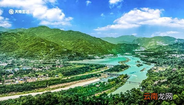 都江堰水利工程修建的年代是哪里什么时候 都江堰水利工程修建的年代和地址