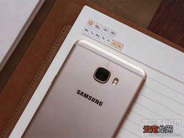 三星Galaxy C7 Pro用多大的卡需要剪卡吗?
