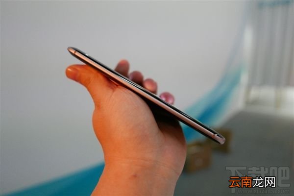 华为p10和荣耀magic哪个好?华为荣耀magic和华为p10区别对比