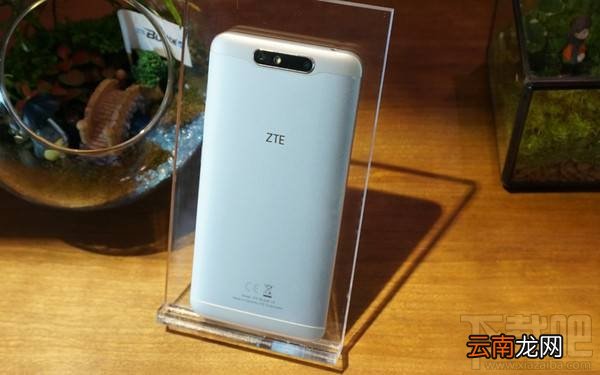 中兴Blade V8怎么样?中兴Blade V8好不好?