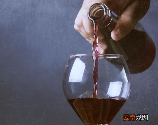 红酒开瓶后能放多久 红酒打开多久就不能喝了