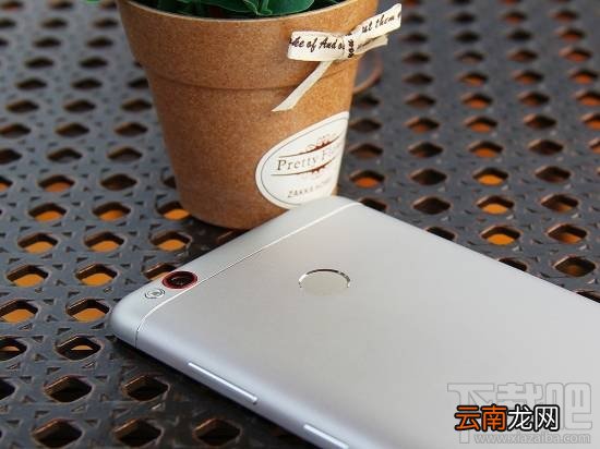 努比亚N1怎么样？nubia N1手机配置参数介绍