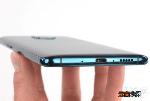 华为mate20x5G是双扬声器吗