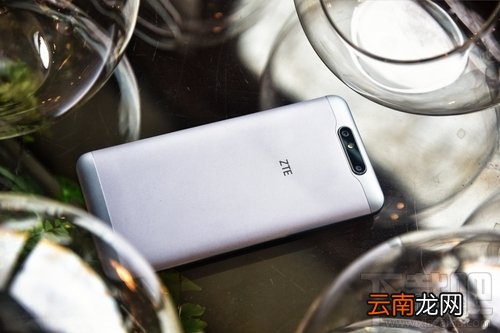 中兴V8怎么样？中兴BladeV8手机可以吗？