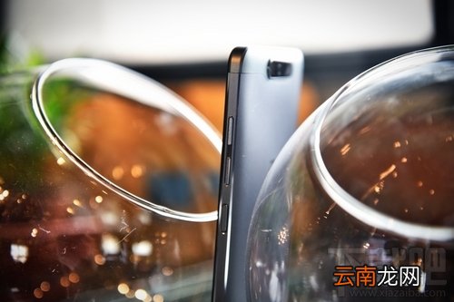 中兴V8怎么样？中兴BladeV8手机可以吗？