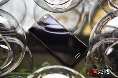 中兴V8怎么样？中兴BladeV8手机可以吗？