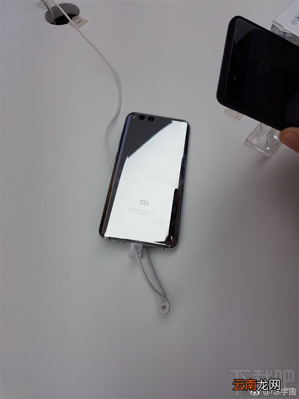 小米6亮银版和普通版有什么区别？小米6亮银版图鉴