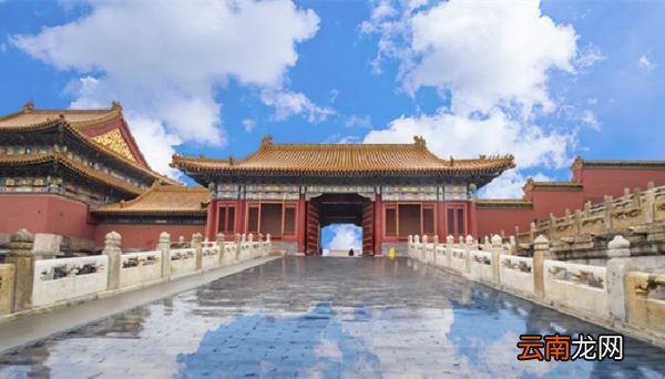 故宫御花园三奇石是什么 故宫三奇石是指什么