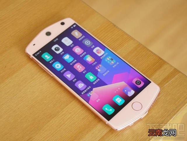美图M8官方售价多少？美图M8配置参数介绍